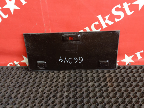 Крышка бардачка