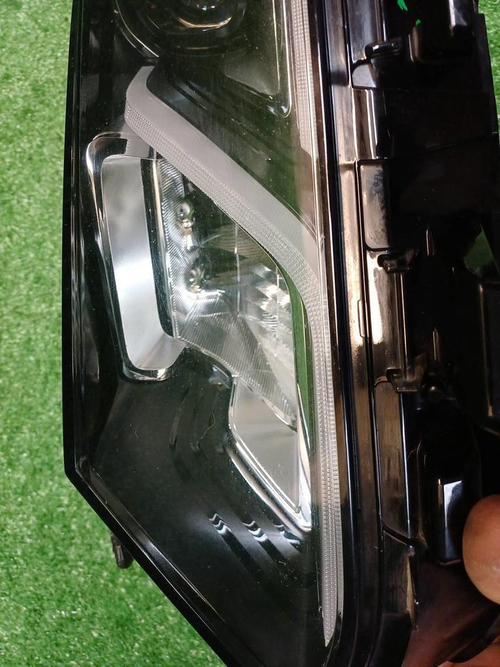 Фара левая Geely Coolray (2019-2024) LED
