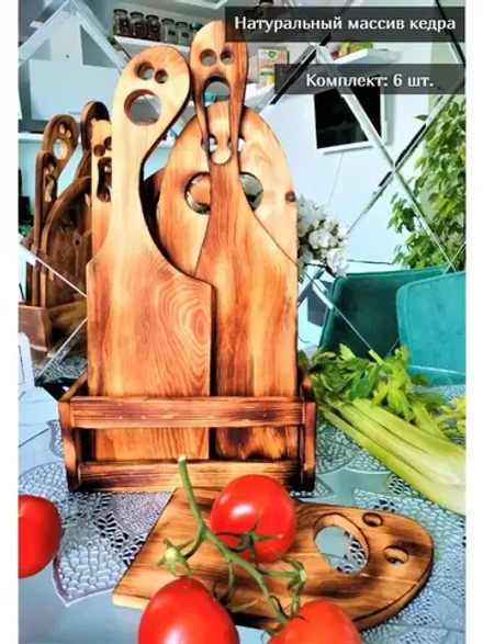 Доска сервировочная/разделочная из дерева.