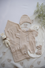 Комплект на выписку "Сакура" с песочником, Бежевый