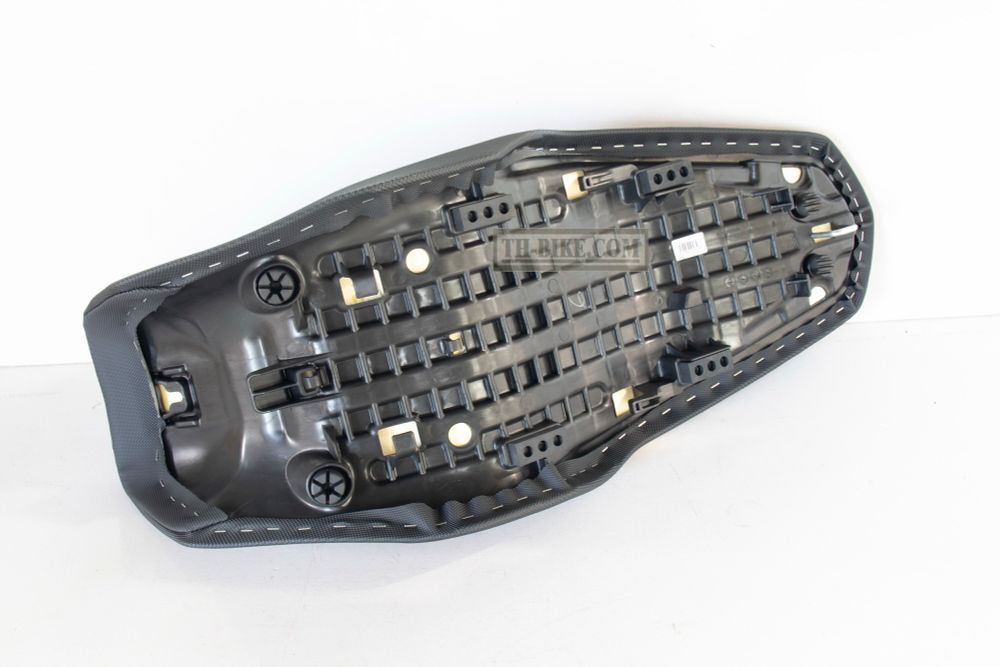 77200-MKP-J81. SEAT ASSY., DOUBLE. Honda CB500X