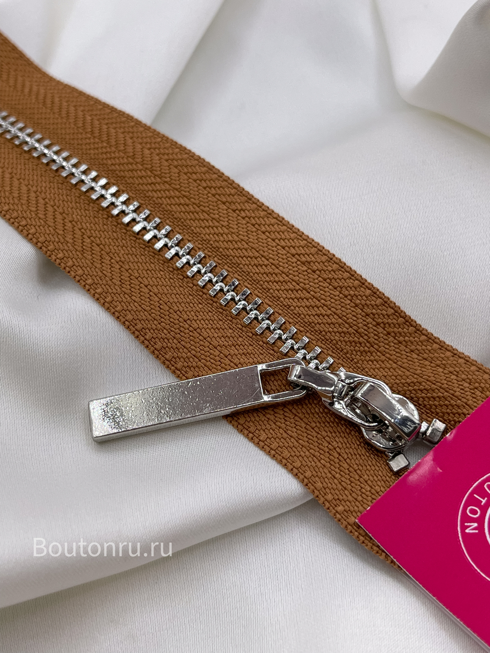 Молния серебро светло-коричневая