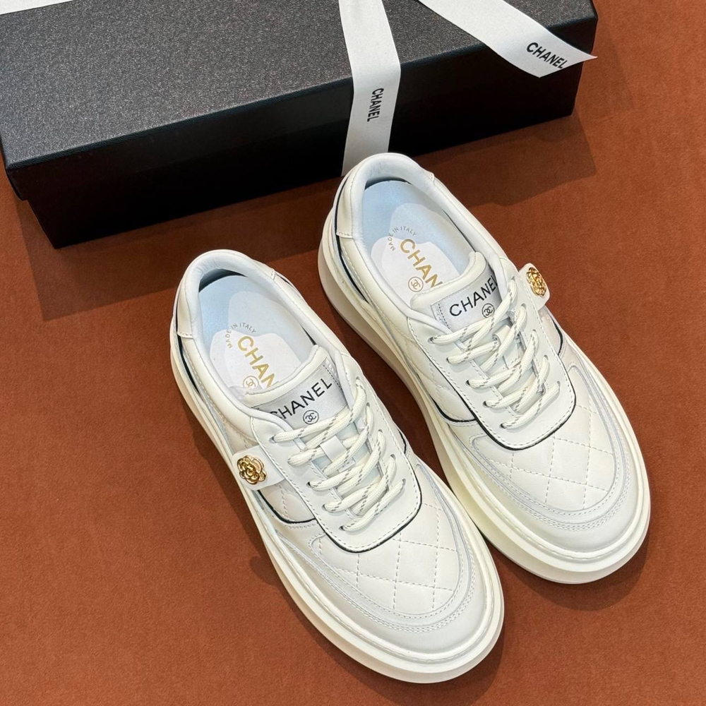 Кроссовки Chanel