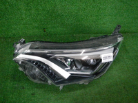 Фара левая Toyota Rav 4 CA40 (2015-2019) LED
