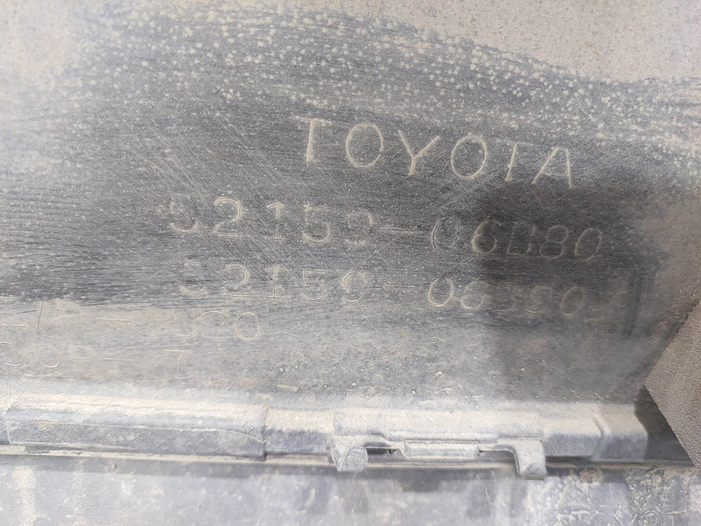 Бампер задний Toyota Camry (XV70) 17-21 Б/У Оригинал 5215906B80