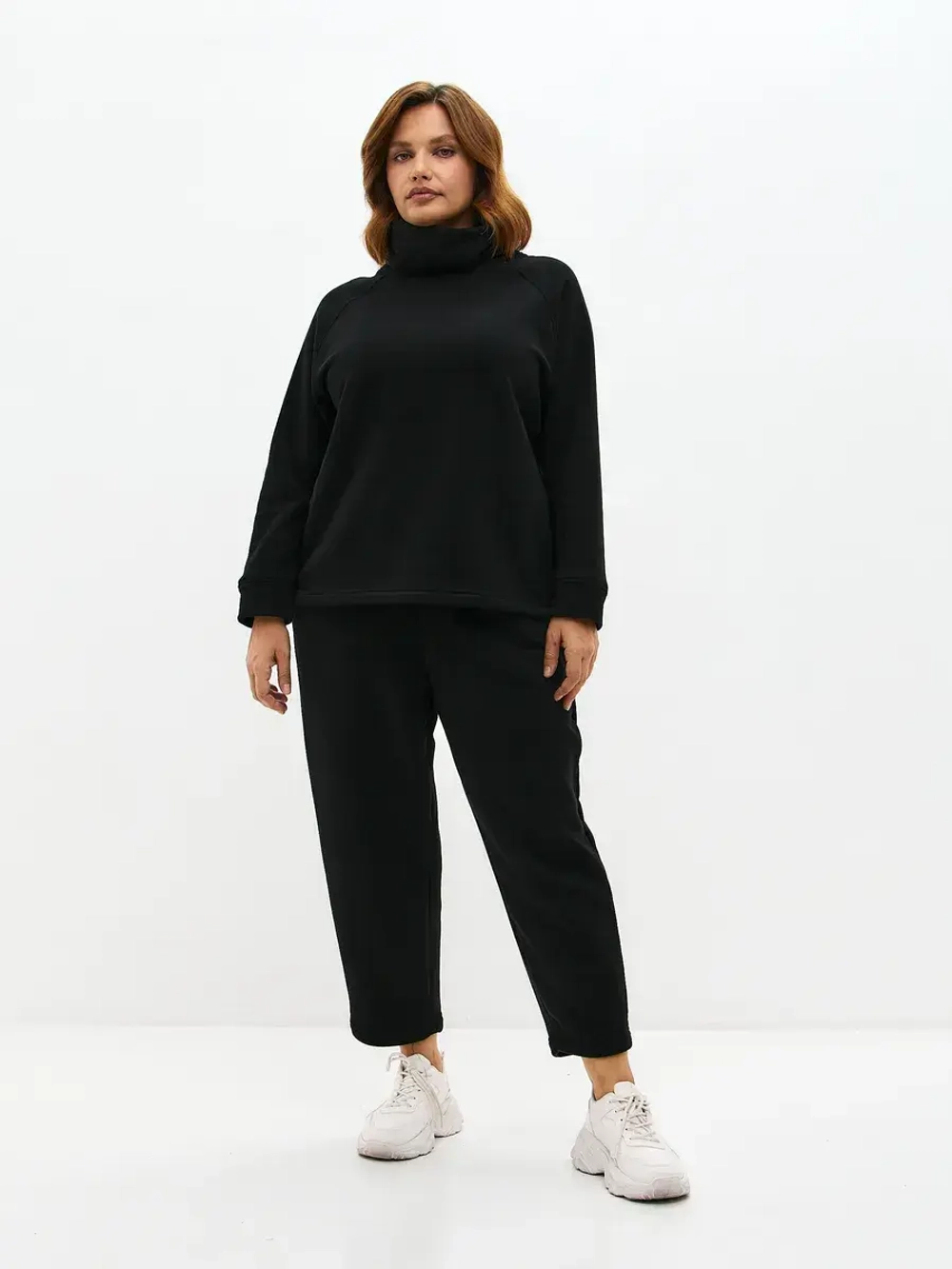 Свитшот с воротником