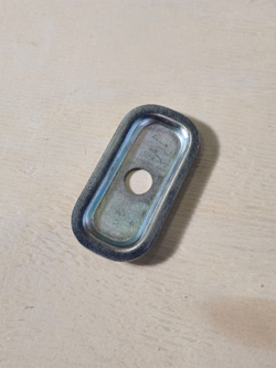 Чашка МАЗ-6430, 5440 подушки радиатора правая ОАО МАЗ