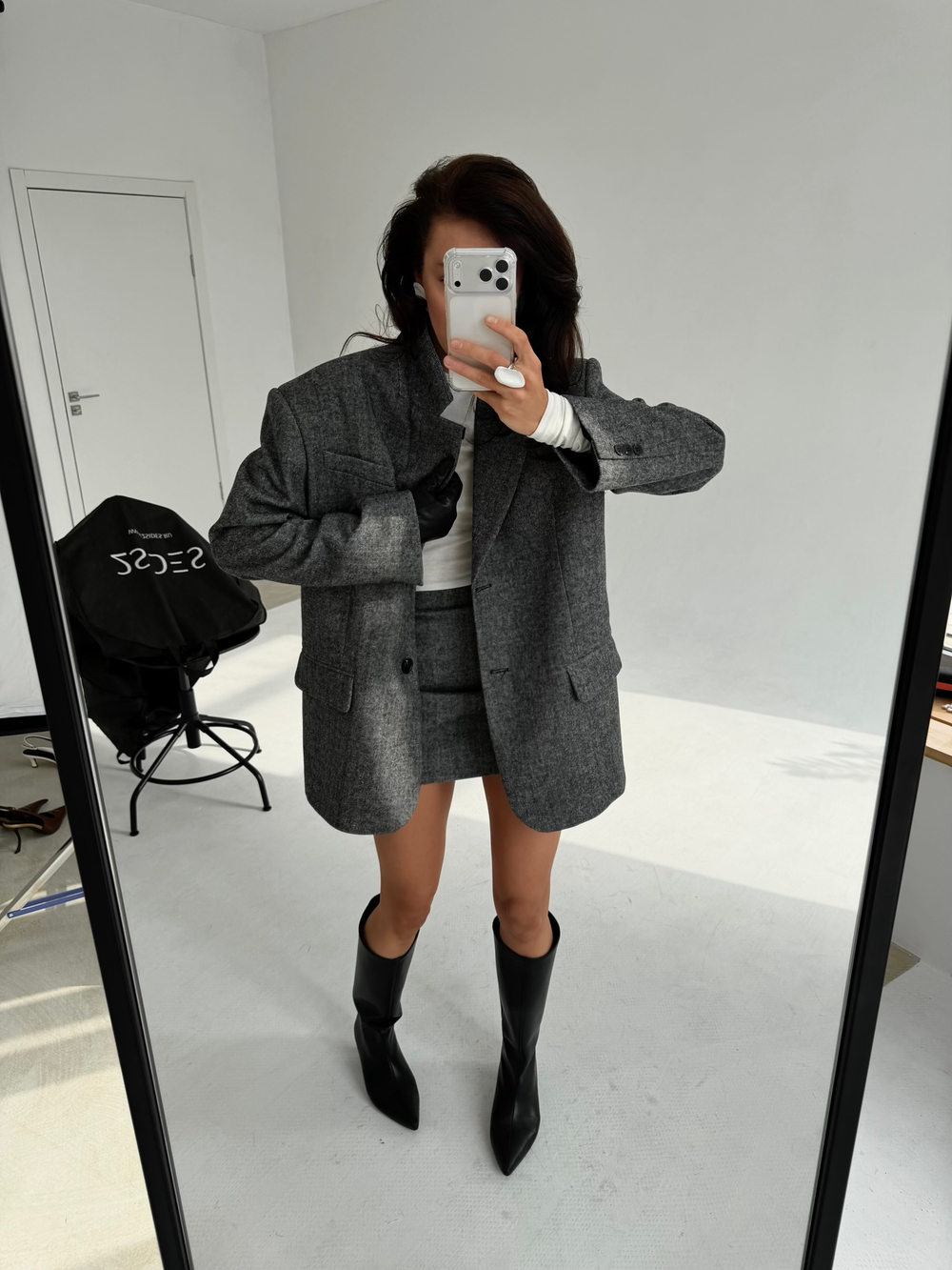 Юбка мини серая в елочку