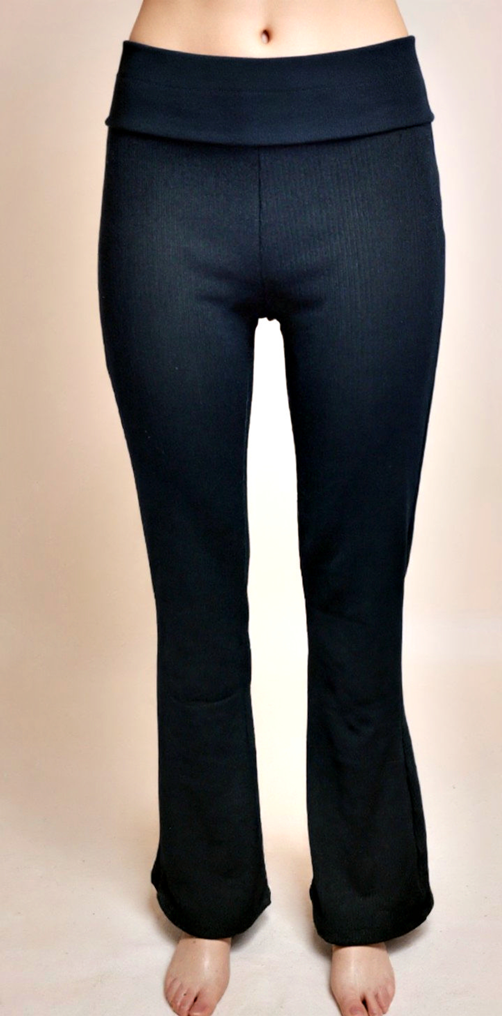 Лосины мини-клёш с поясом, цвет чёрный, размеры 42-50