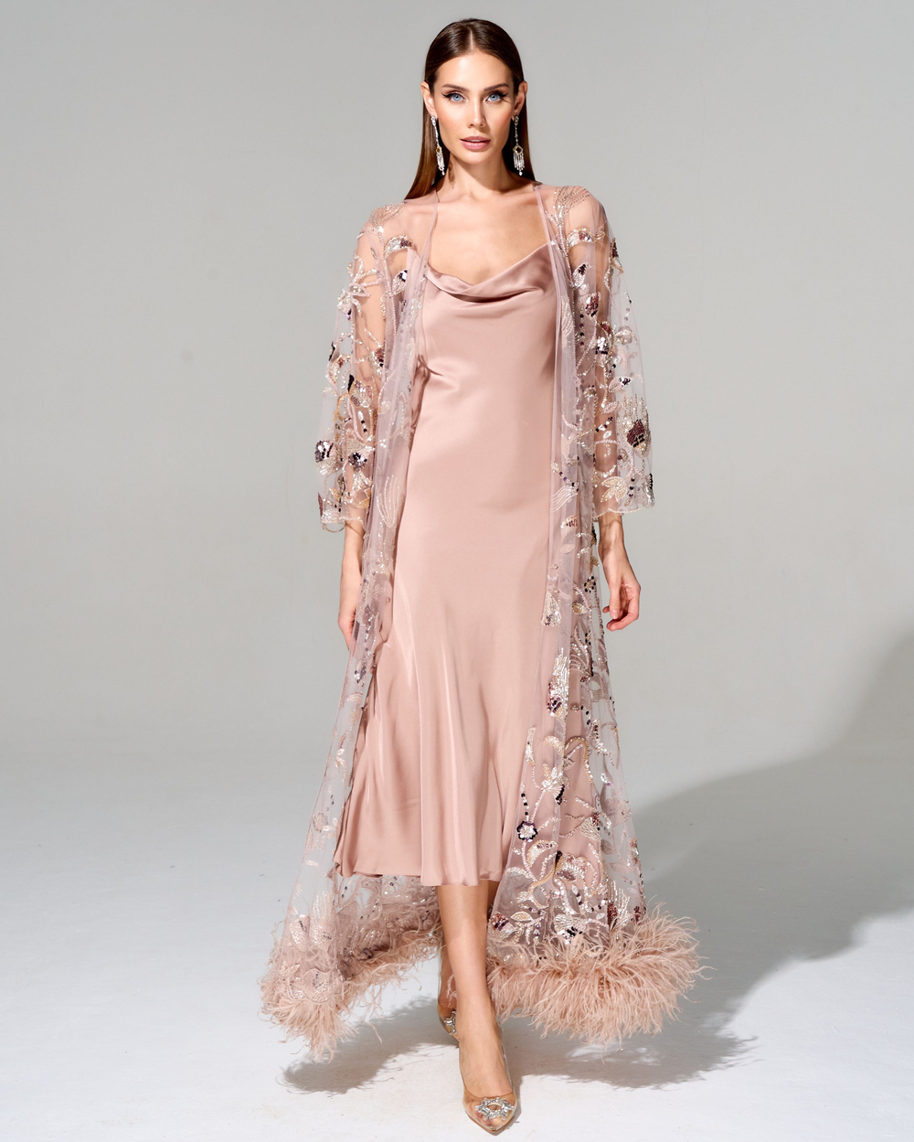 Кардиган с премиальными перьями страуса