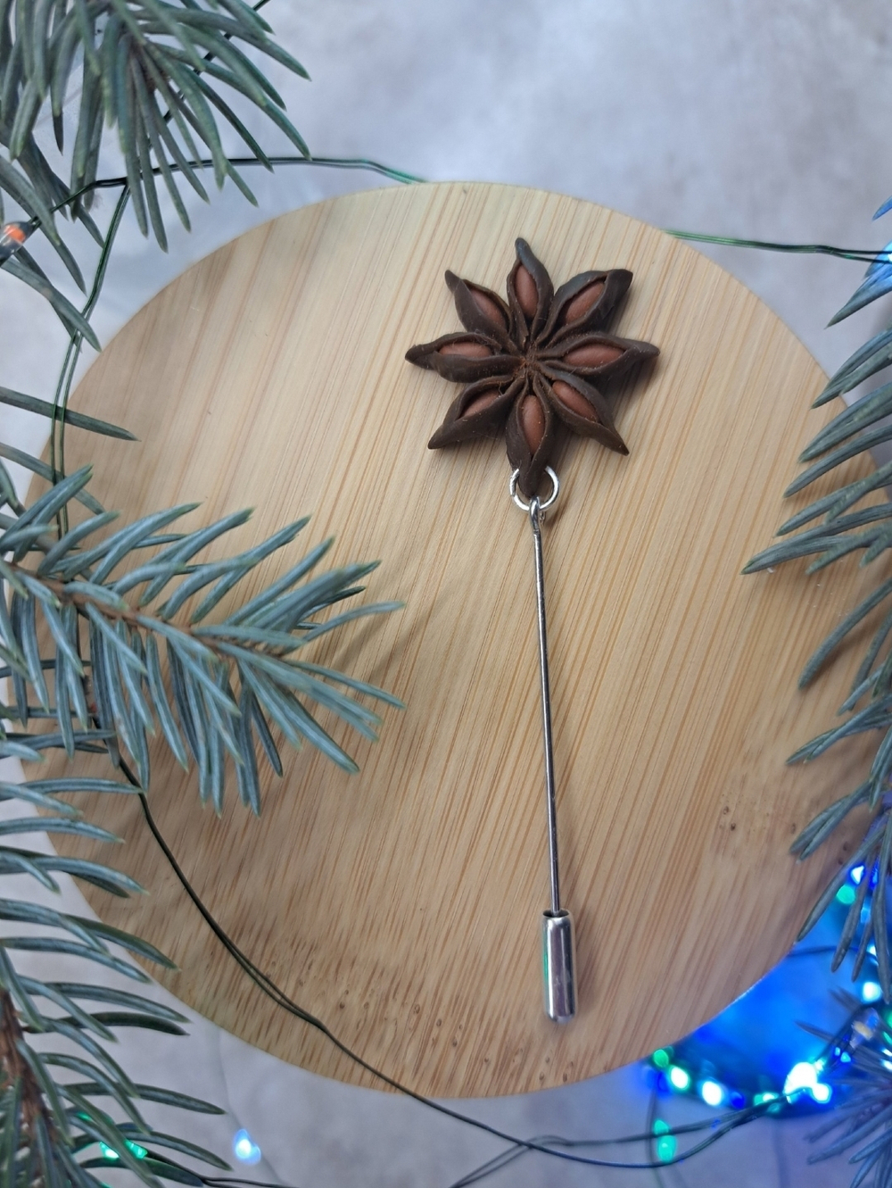 Брошь-игла  (О. Попова)