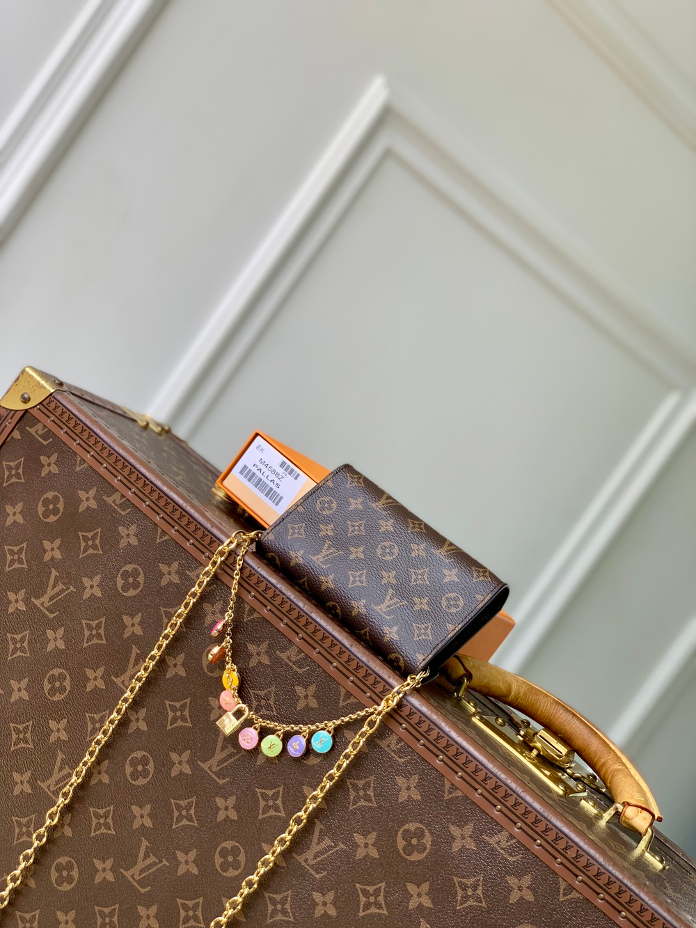 Louis Vuitton Pouch Metis Belt