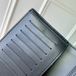 Louis Vuitton Brazza Wallet