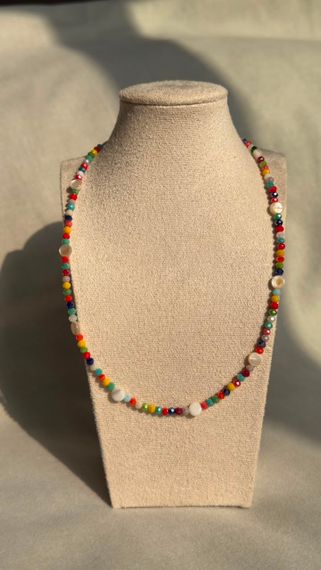 Boyunbağı / Колье / Necklace Sadə kristal muncuqdan hazırlanmış boyunbağı 9