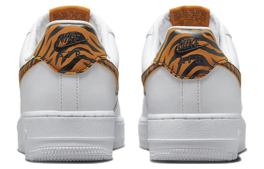 Кроссовки Nike Air Force 1 '07 (Женская размерная сетка)