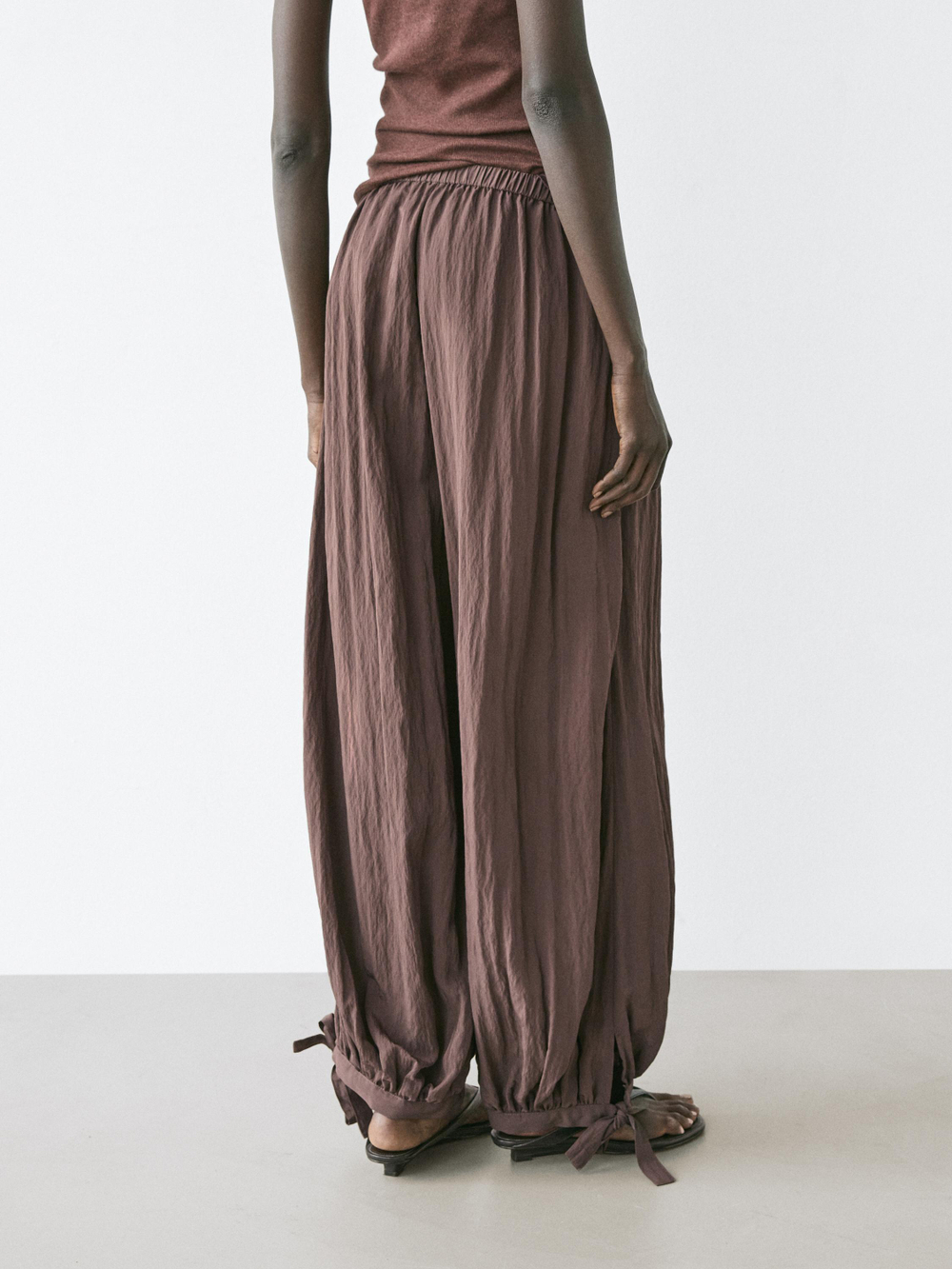 Massimo Dutti Свободные брюки-саруэль, коричневый