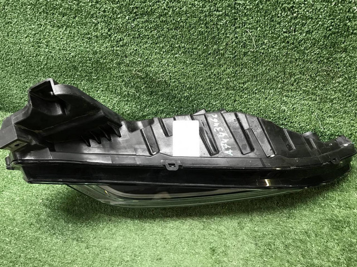 ДХО левый Zeekr 001 (2021-н.в.) LED