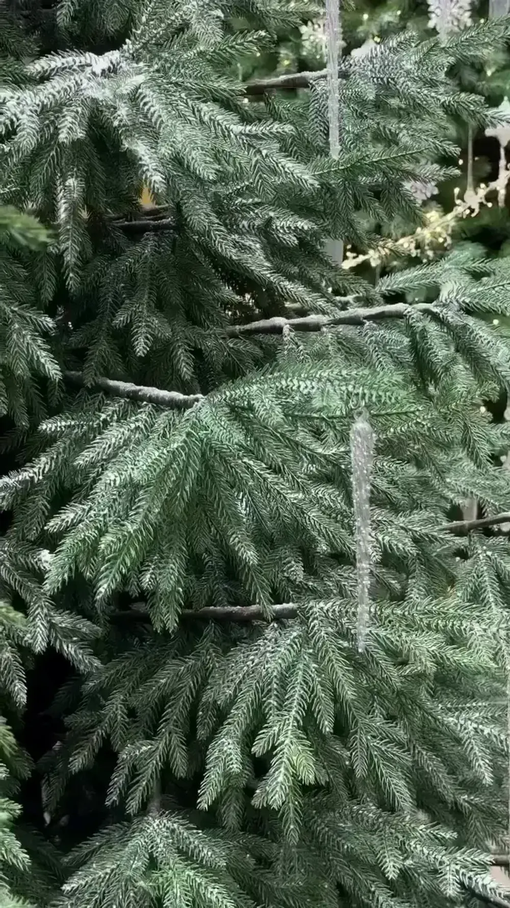 Ель искусственная «Заповедная» (Литая хвоя) от 2,1 м до 3 м