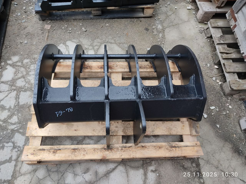 Корчеватель (грабли) Volvo BL61(71)