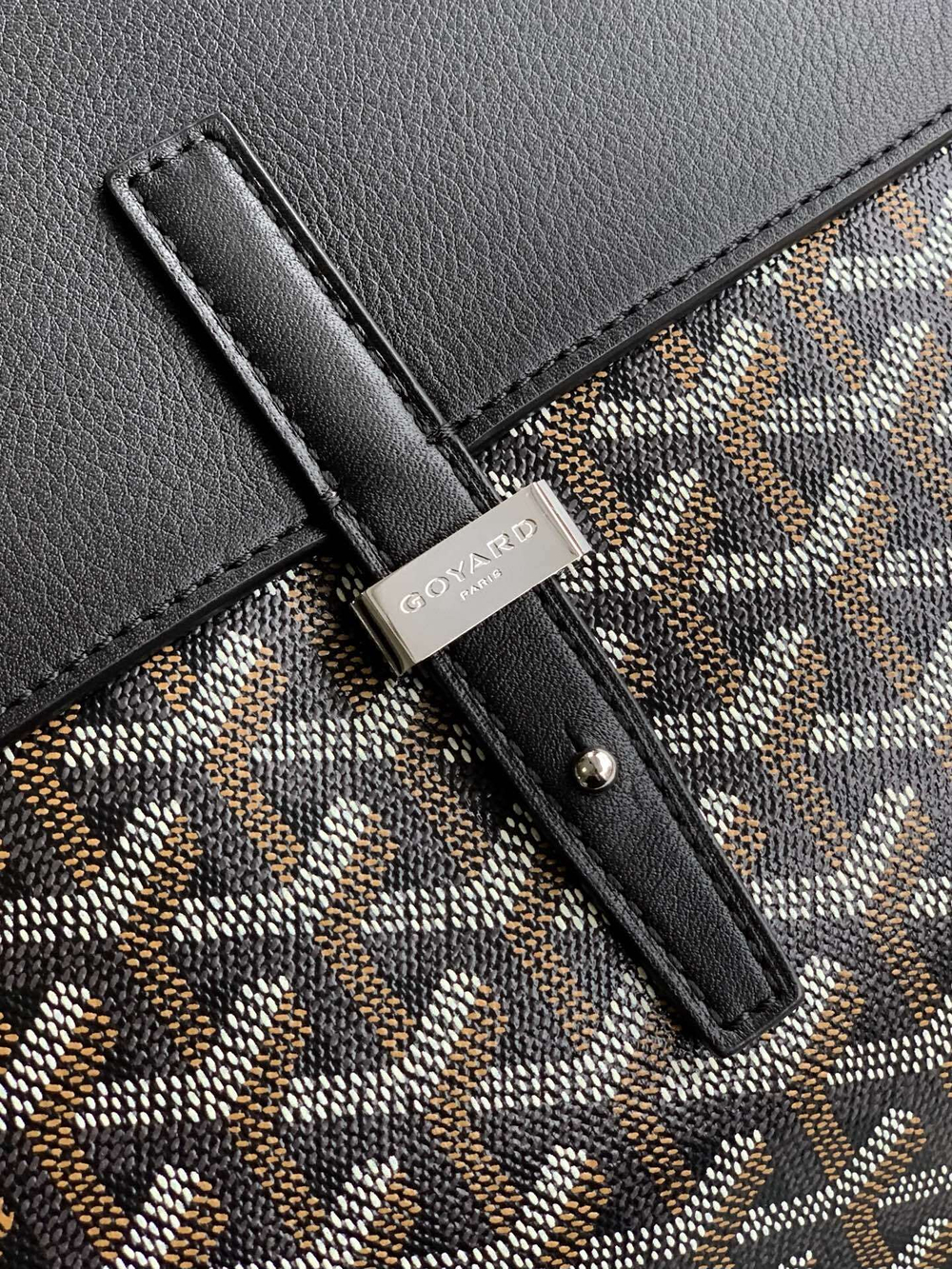 Goyard Coursier Messenger Bag 32 cm