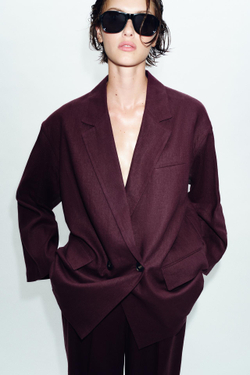 ZARA ДВУБОРТНЫЙ БЛЕЙЗЕР ИЗ ЛЬНА, БАКЛАЖАННЫЙ