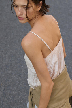 ZARA ТОП В БЕЛЬЕВОМ СТИЛЕ ИЗ ЖАТОЙ ТКАНИ, ЭКРЮ