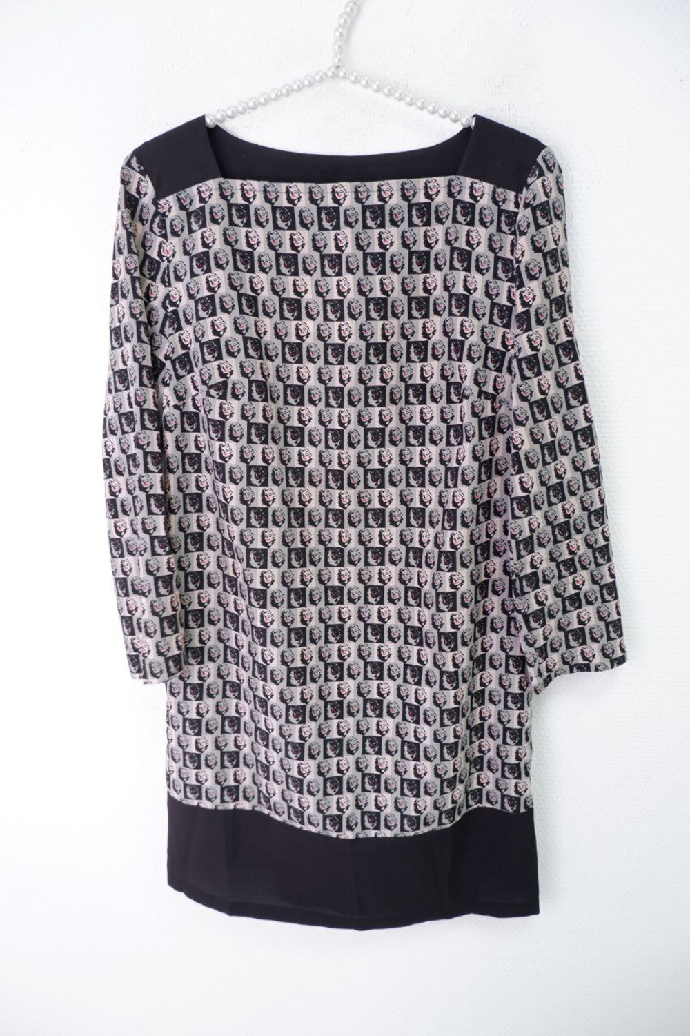 Платье Befree интересное 40 размер