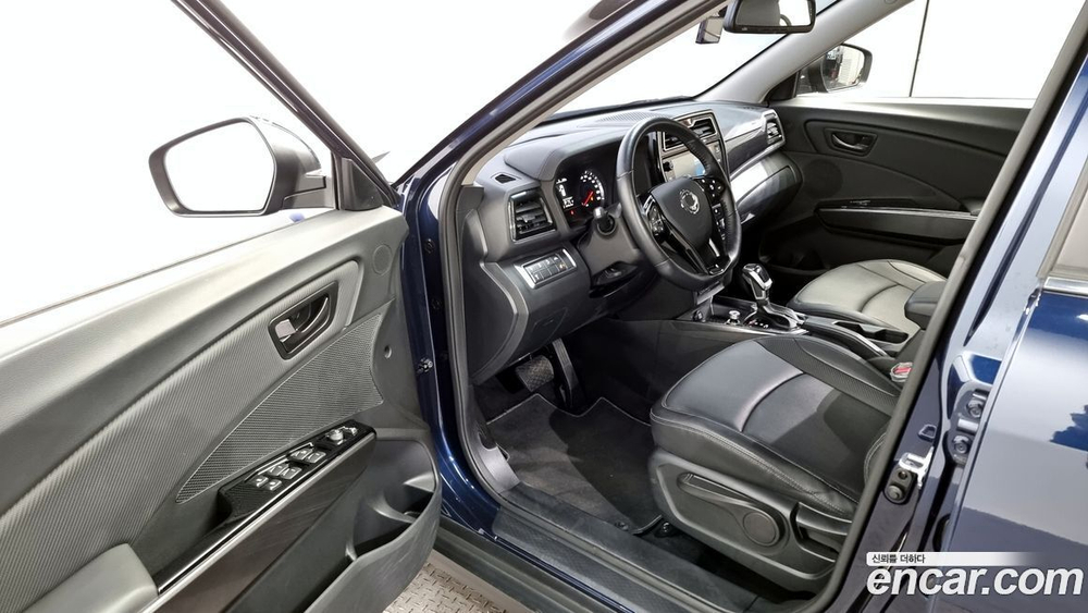 KG Mobility (Ssangyong) Very New Tivoli Бензин 1.5 2WD (07.2020)