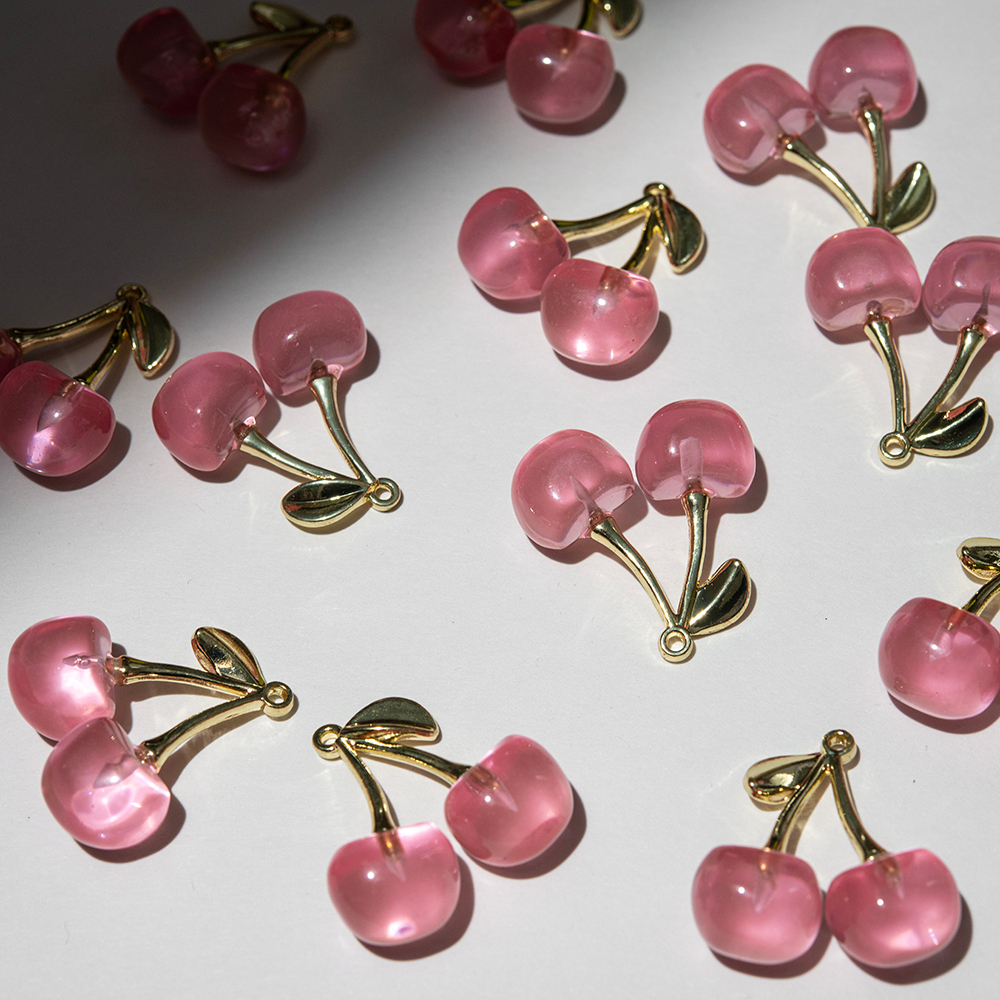 Подвеска "Розовые вишенки", 31*29мм, позолота, акрил