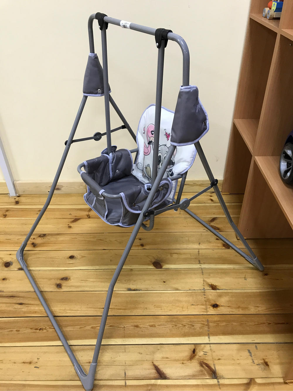 Качель детская напольная (Енот и фламинго (серый) арт.3381)