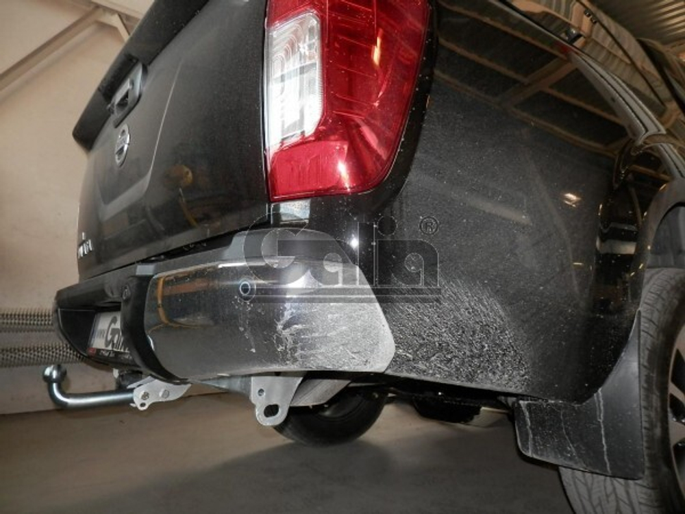 Фаркоп оцинкованный Galia N052A для Nissan Navara D40 2005-(паспорт и сертификат в комплекте)(без электрики)