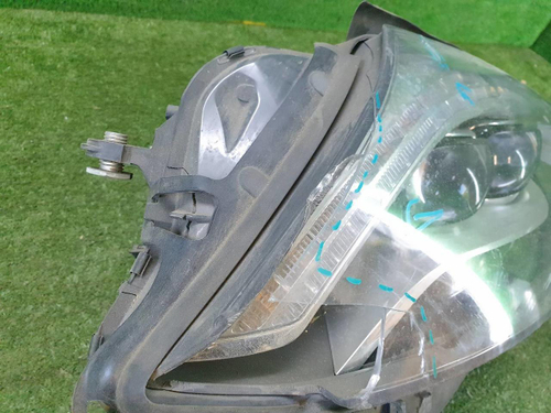 Битая Фара левая Mercedes S w222 (2013-2017) LED