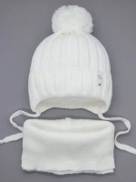 Шапка для девочек осенняя и снуд