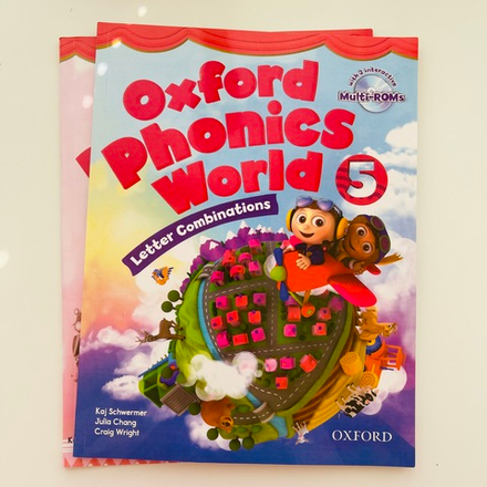 Oxford Phonics World 5. Letter Combinations.