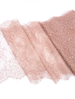 01-11 Кружево шантильи 23 см, миндаль