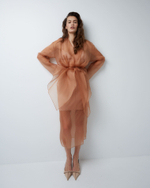 Блуза на пояске из шелковой органзы карамель