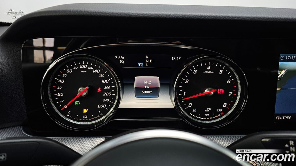 Mercedes-Benz E-Class W213 E300 Avangarde (10.2019)