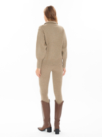 Женский трикотажный костюм тауп с высоким воротом на кнопках