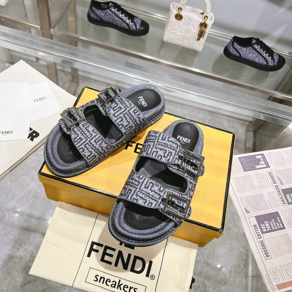 Fendi Feel Slides