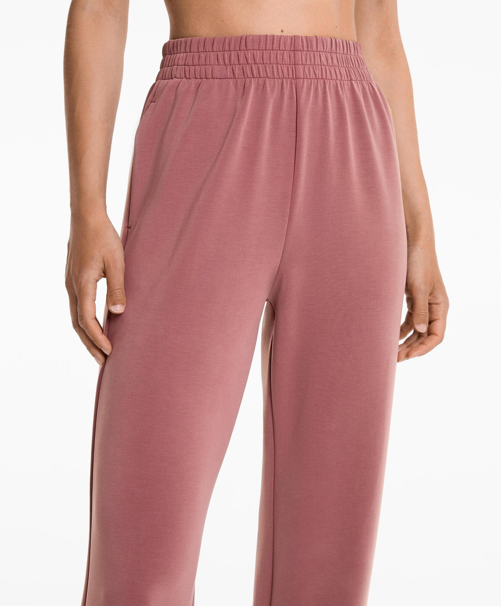 Oysho Брюки-джоггеры из ткани с модалом, розовый
