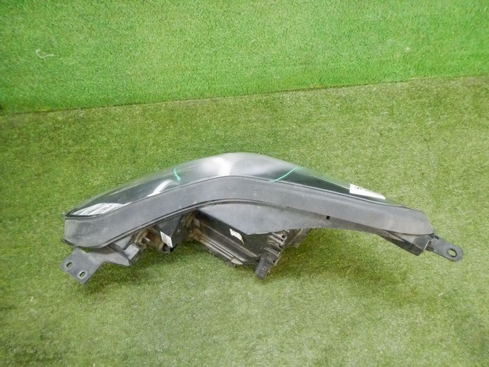 Фара правая Kia Sportage 4 QL (2016-2018) галоген