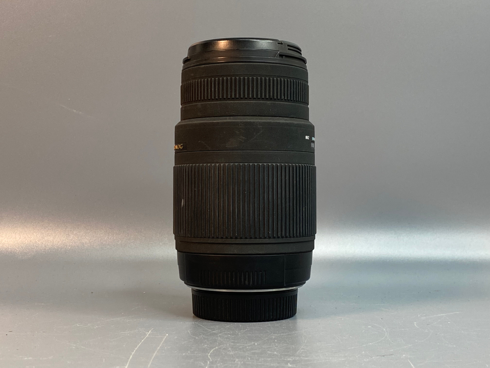Sigma AF 70-300mm 4-5.6 APO Macro DG Nikon F