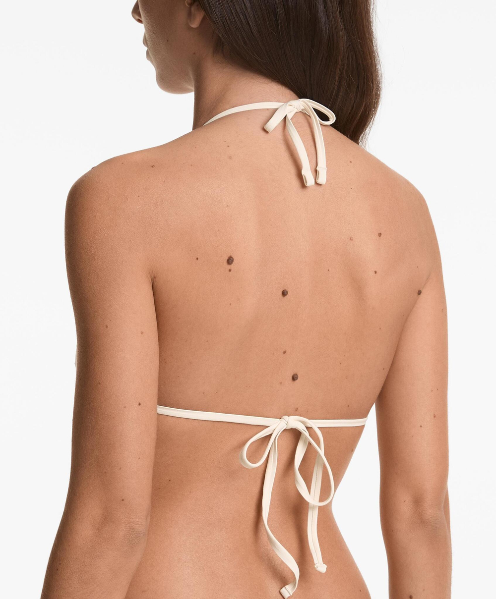 OYSHO Треугольный бикини-топ связанный крючком, экрю