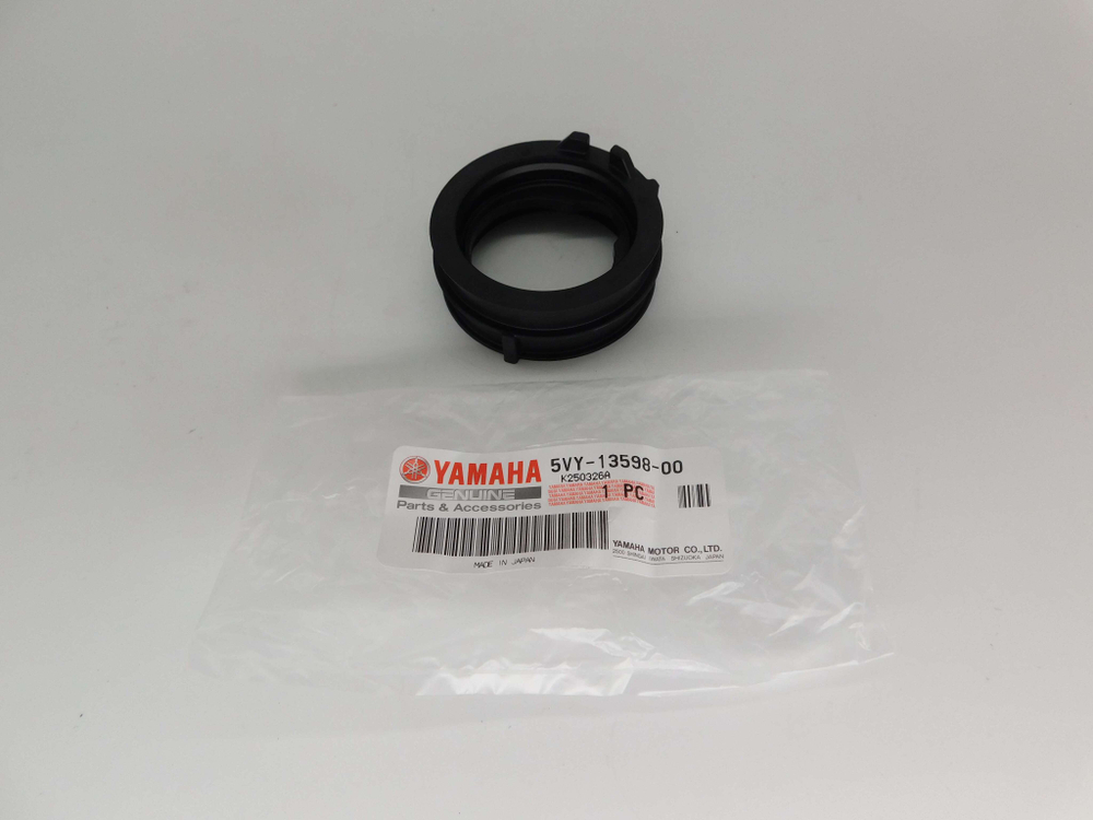 Патрубок впускной Yamaha FZ-1 YZF-R1 04-06 5VY-13598-00-00