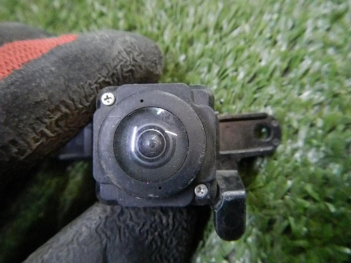 Камера правая Toyota Land Cruiser 200 (2015-2021)