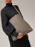 Кожаная сумка шоппер DBR 30948 серо-коричневый