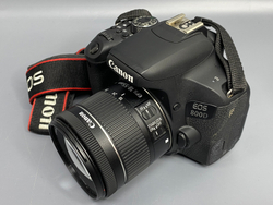 Canon 800D Kit 18-55mm IS STM 7.000 кадров