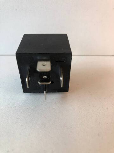 Реле 80А для лебедок Stronger