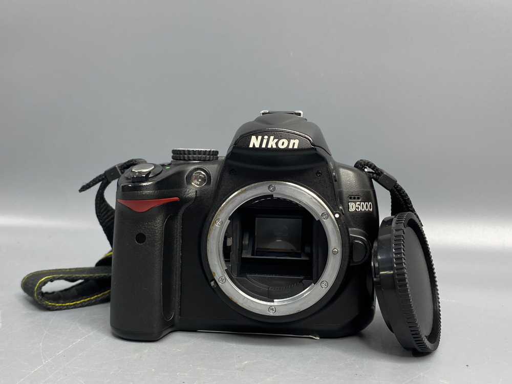 Nikon D5000 Kit 18-55mm
