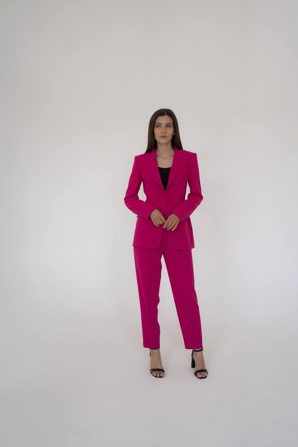 Брюки-бананы в цвете фуксия